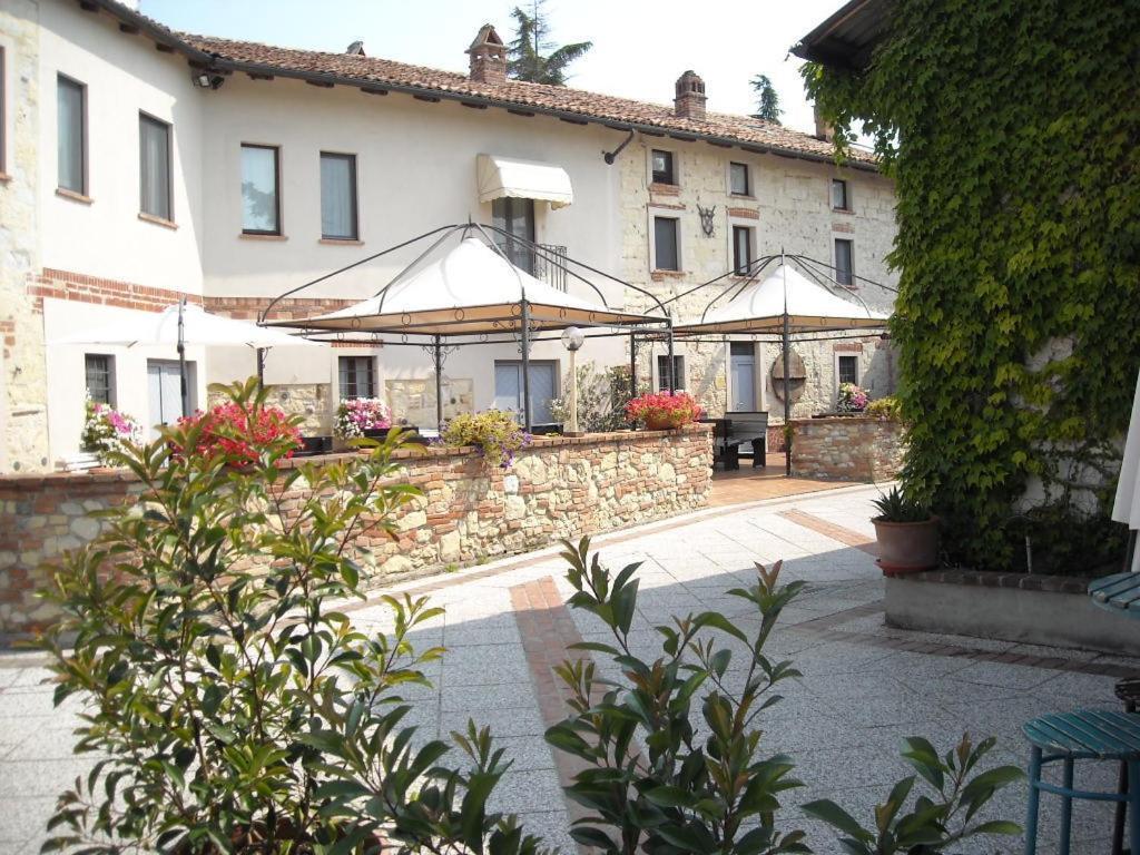 Albergotto Natalina Grazzano Badoglio Exterior foto